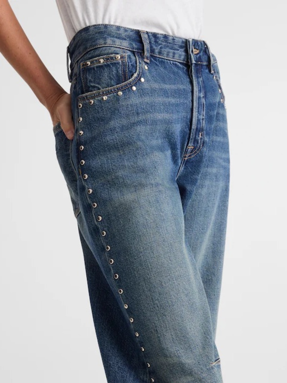 Madewell embellished darted barrel leg jean - 24
